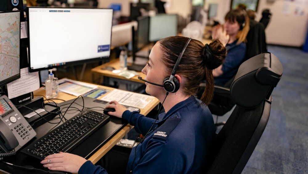 Understanding how AI agents transform citizen engagement in policing
